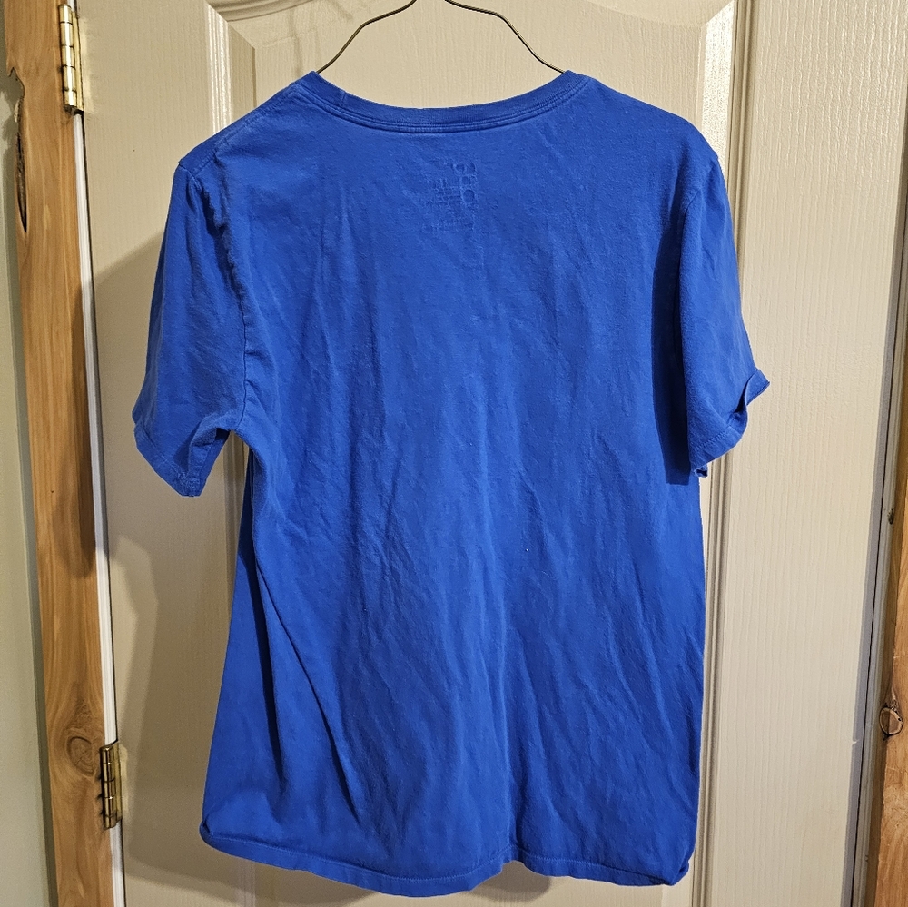 The NIKE Tee Athletic Cut Size Small - Picture 3 of 3
